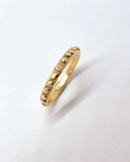 Fluid Aqua - 2mm Textured Ring Band with Diamond  in 18ct Yellow Gold