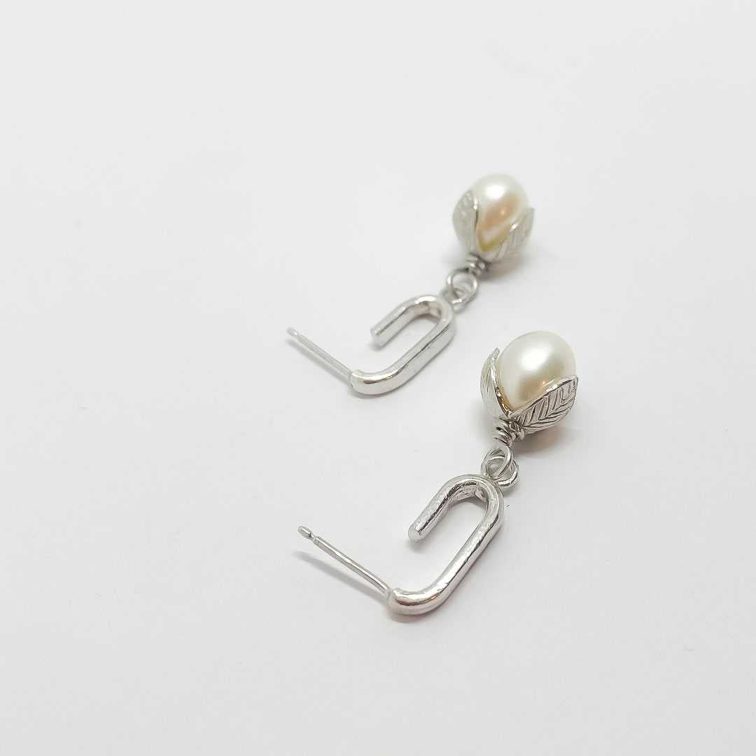 Pearl Chain Link Stud Earrings - HerbertandWilks Jewellery