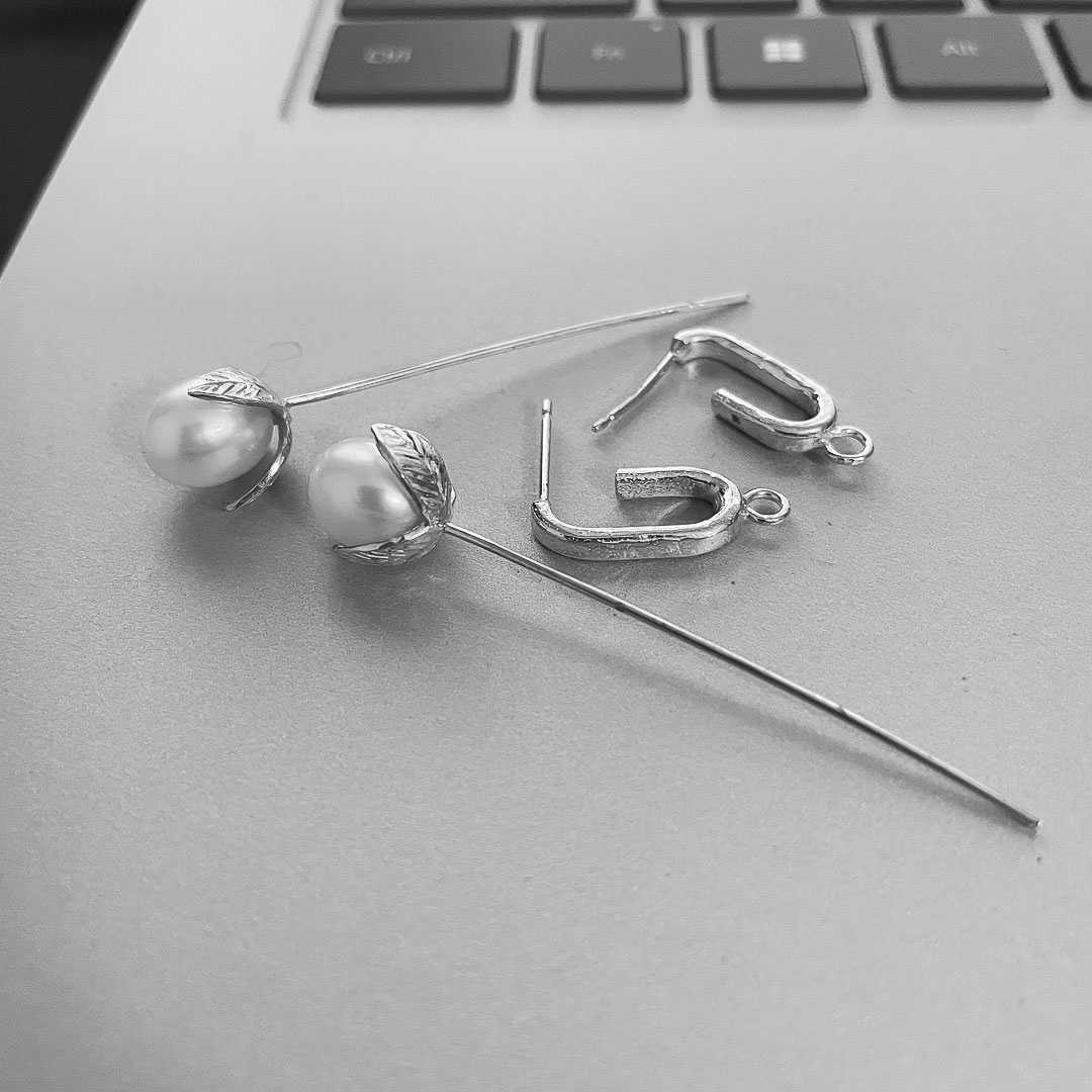 Chain Link Stud Earrings with White Freshwater Pearl Charms - HerbertandWilks Jewellery