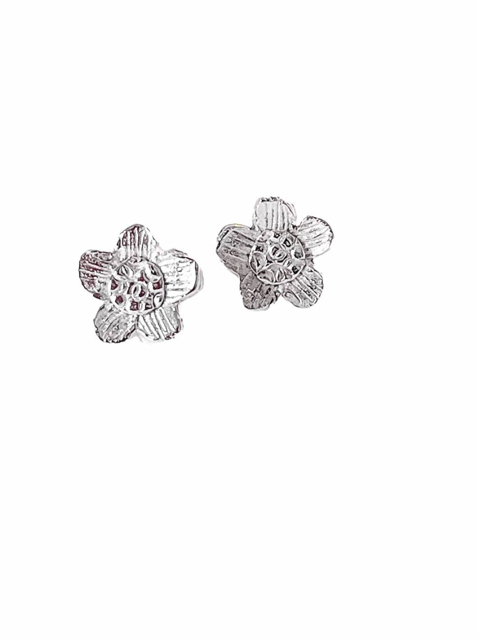 Daisy Flower Sterling Silver Stud Earrings