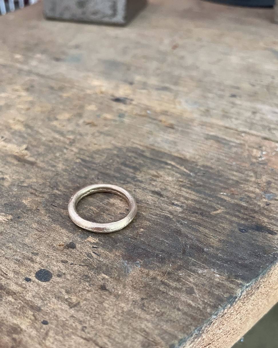 9ct Yellow Gold 3mm Sandcast Ring