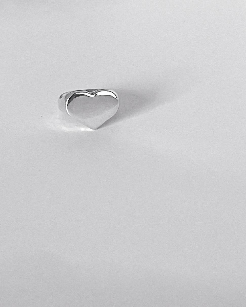 Heart Signet Ring – Sterling Silver