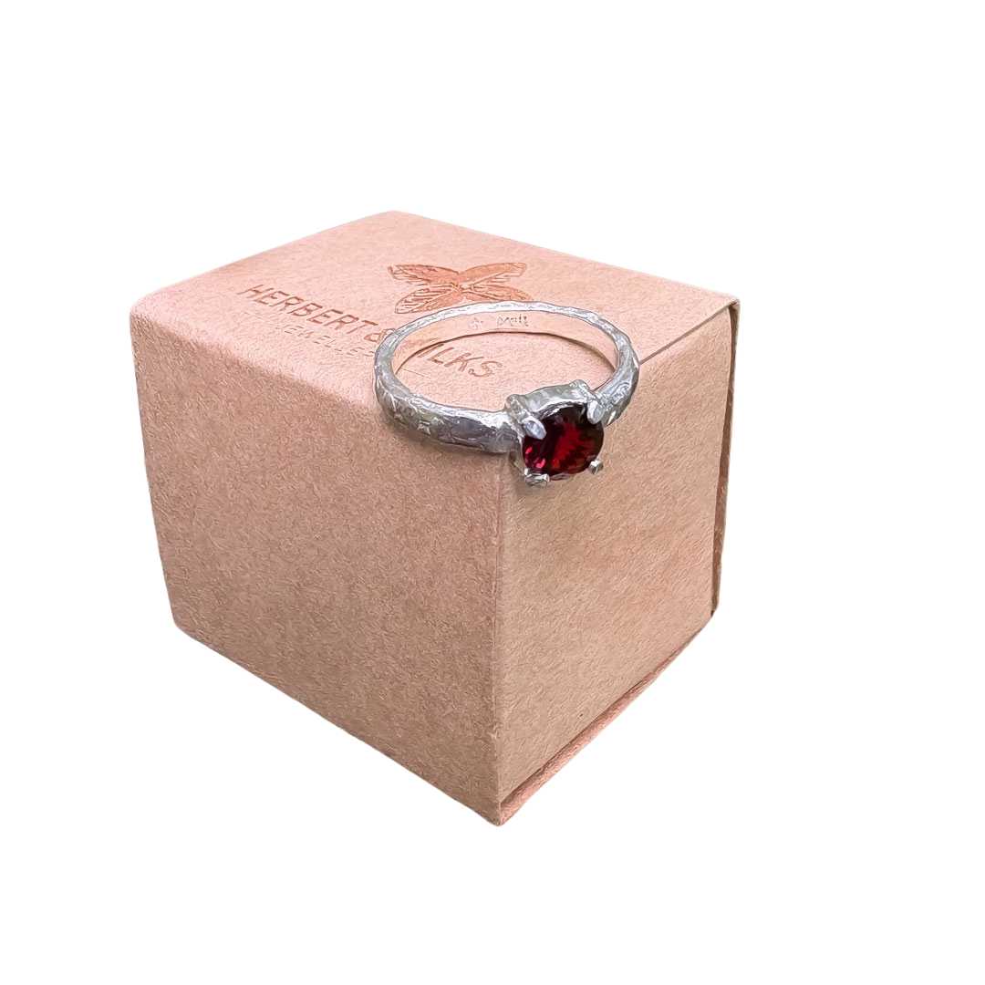 Solitaire Garnet Ring in Sterling Silver, Size O - HerbertandWilks Jewellery