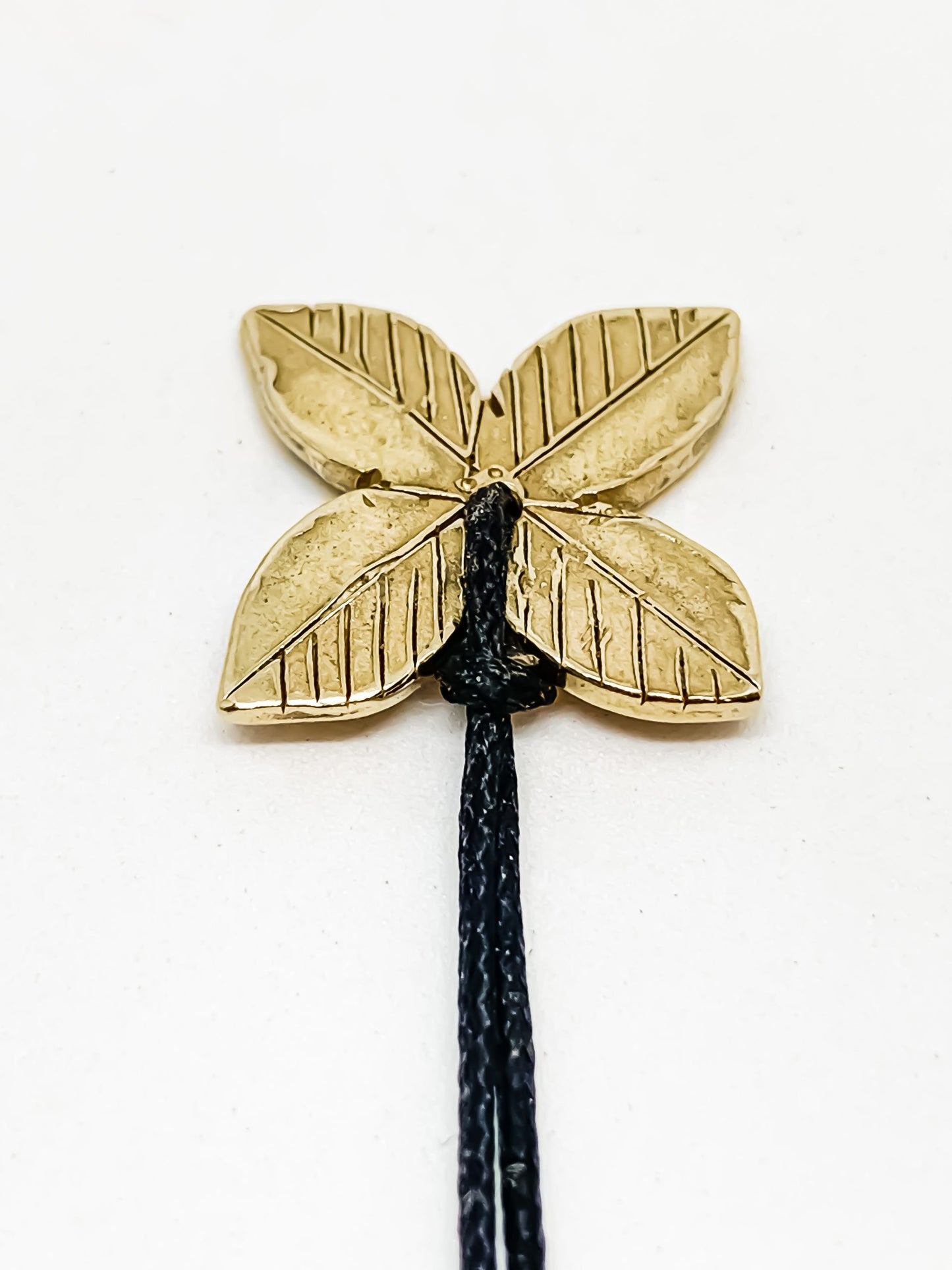 Tumbling Flower Pendant - 9ct Gold