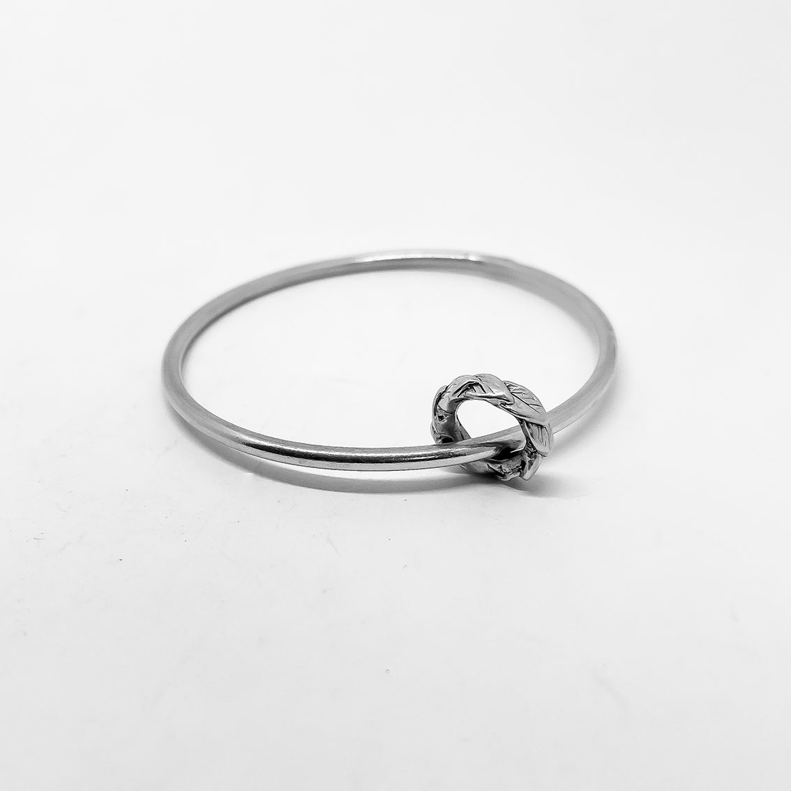 Leaf Ring Bangle in Sterling Silver - V1
